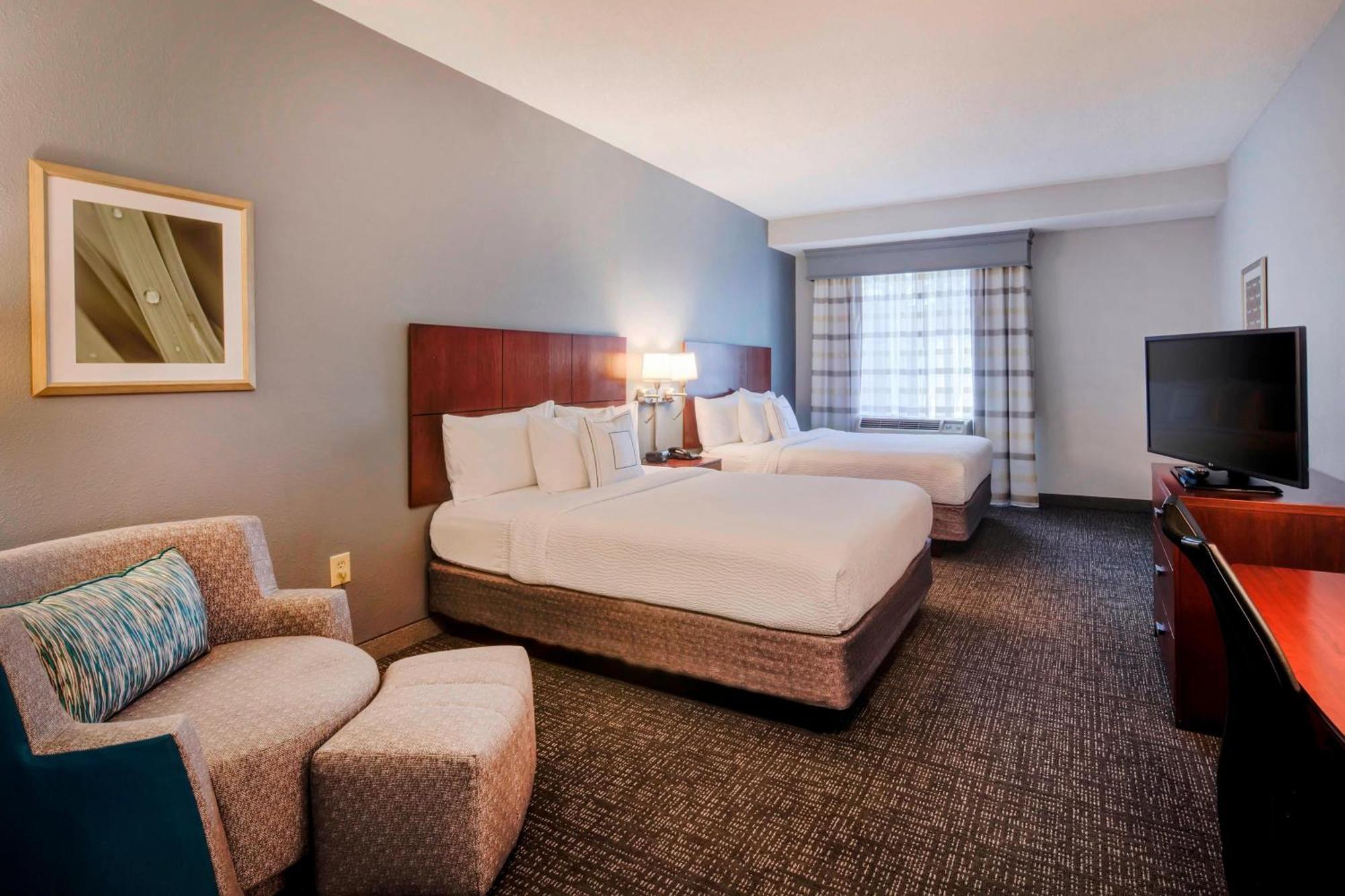 Courtyard Raleigh Crabtree Valley Екстериор снимка
